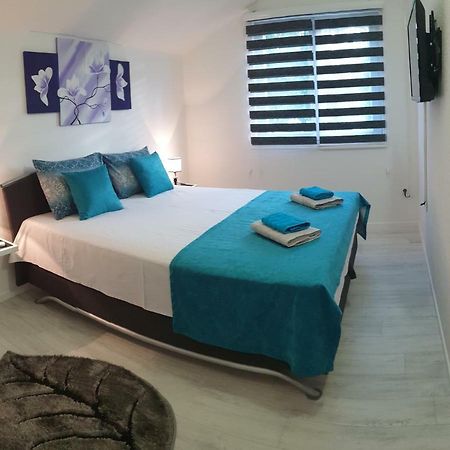 Holiday Home Flora โมสตาร์ ภายนอก รูปภาพ