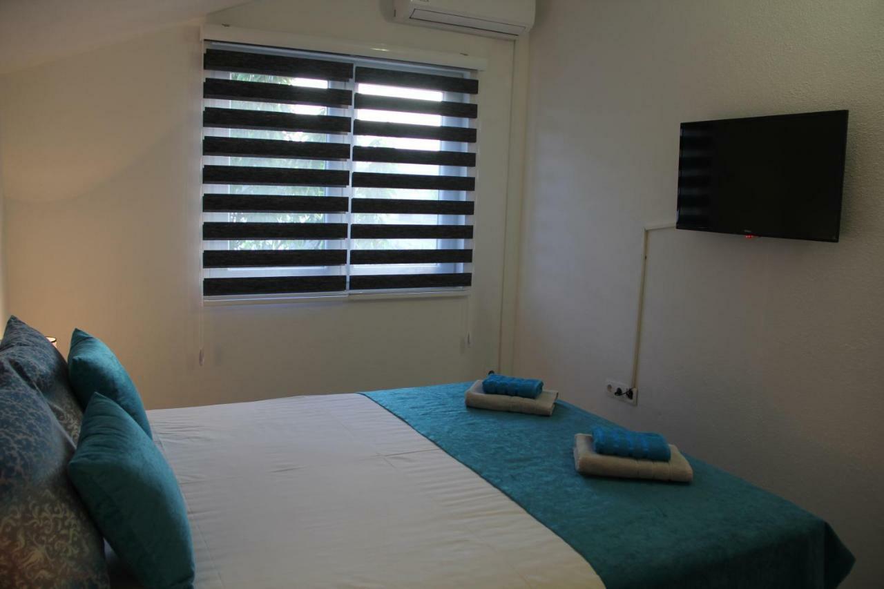 Holiday Home Flora โมสตาร์ ภายนอก รูปภาพ